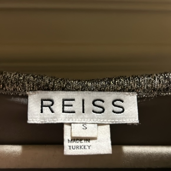 Reiss top. Beautiful back detail. Size S. - Picture 3 of 3